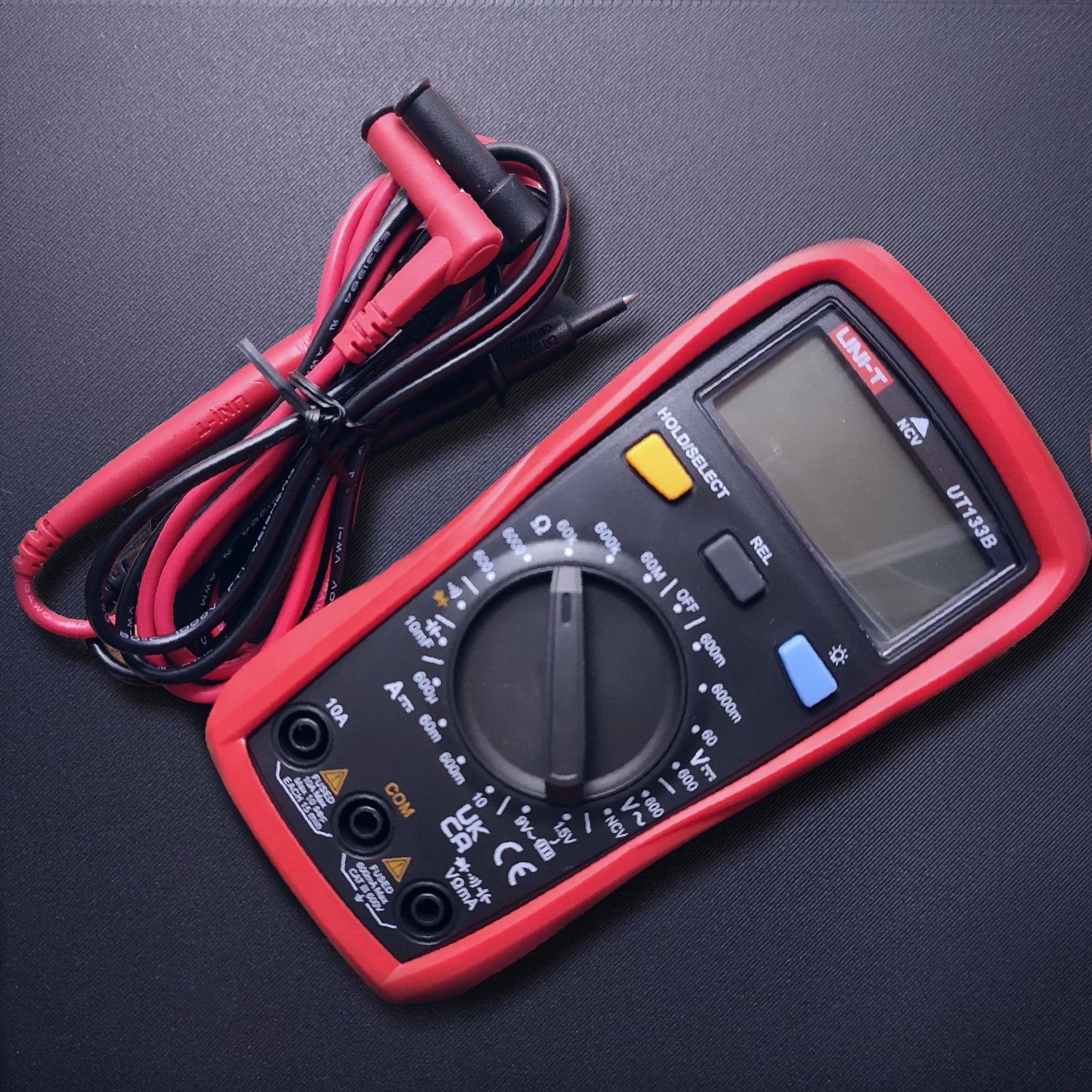 UNI-T UT133B Digital Multimeter