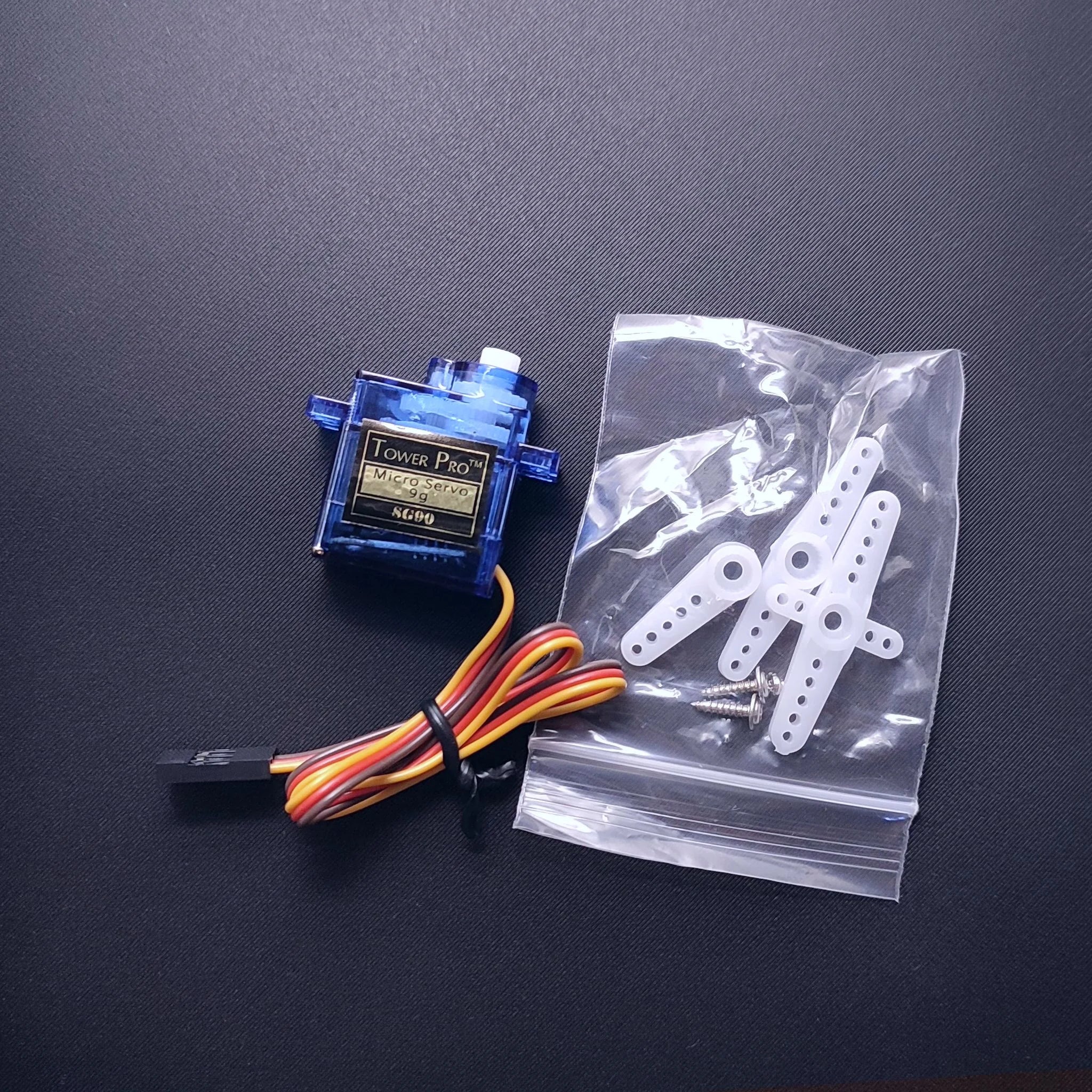 SG90 360° Plastic Gear Servo