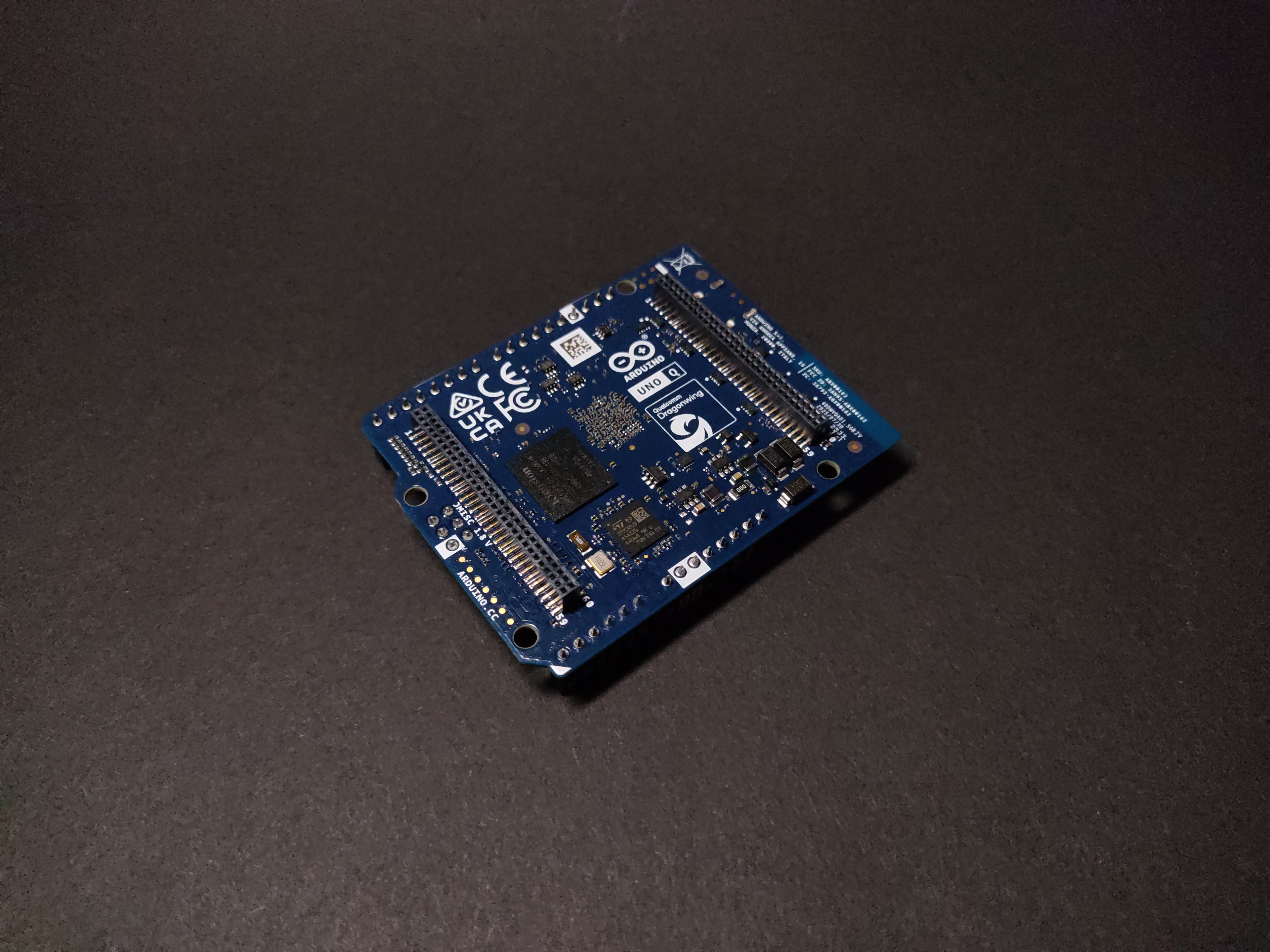 Arduino Uno Q 2Gb